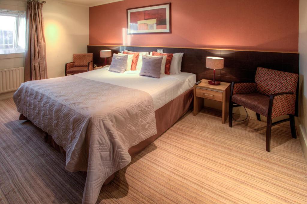 Strangford Arms Hotel Ньютаунардс Екстер'єр фото