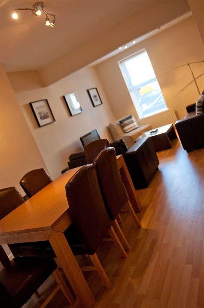 Strangford Arms Hotel Ньютаунардс Екстер'єр фото